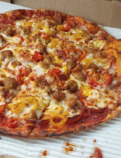 Real fresh baked pizza by Jan & Tony's